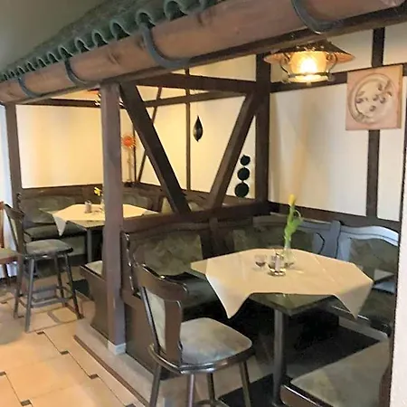 Bluhm's & Restaurant Am Markt Hotel *