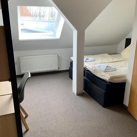 فندق Bluhm's & Restaurant Am Markt كيريتز