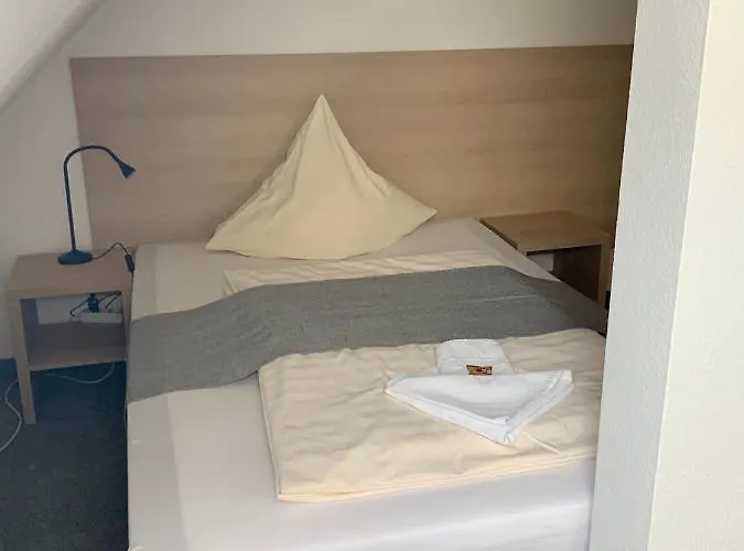 Otel Bluhm's & Restaurant Am Markt