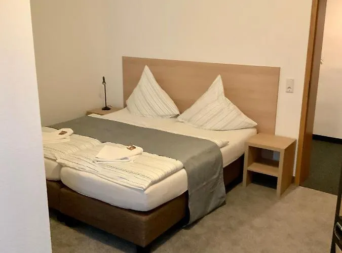 Otel Bluhm's & Restaurant Am Markt