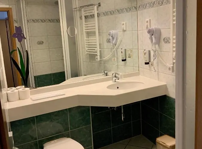 Bluhm's & Restaurant Am Markt Otel Kyritz