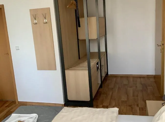 Bluhm's & Restaurant Am Markt *