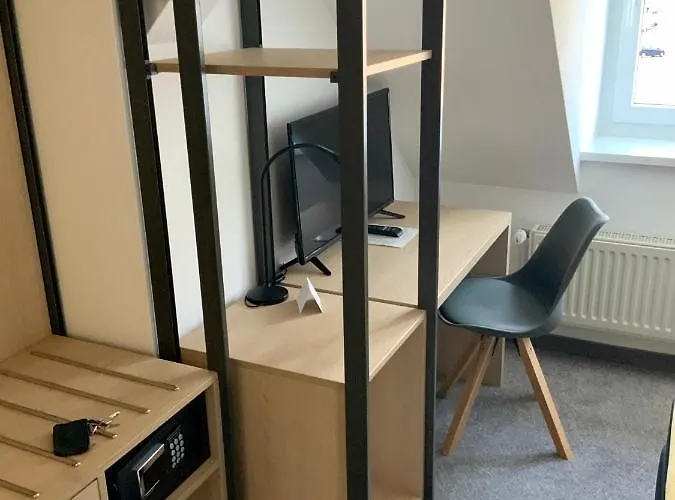 Bluhm's & Restaurant Am Markt ホテル キューリッツ