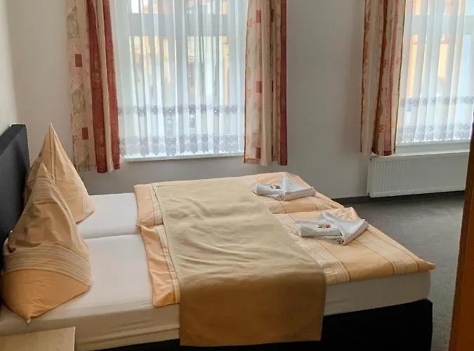 Bluhm's & Restaurant Am Markt *